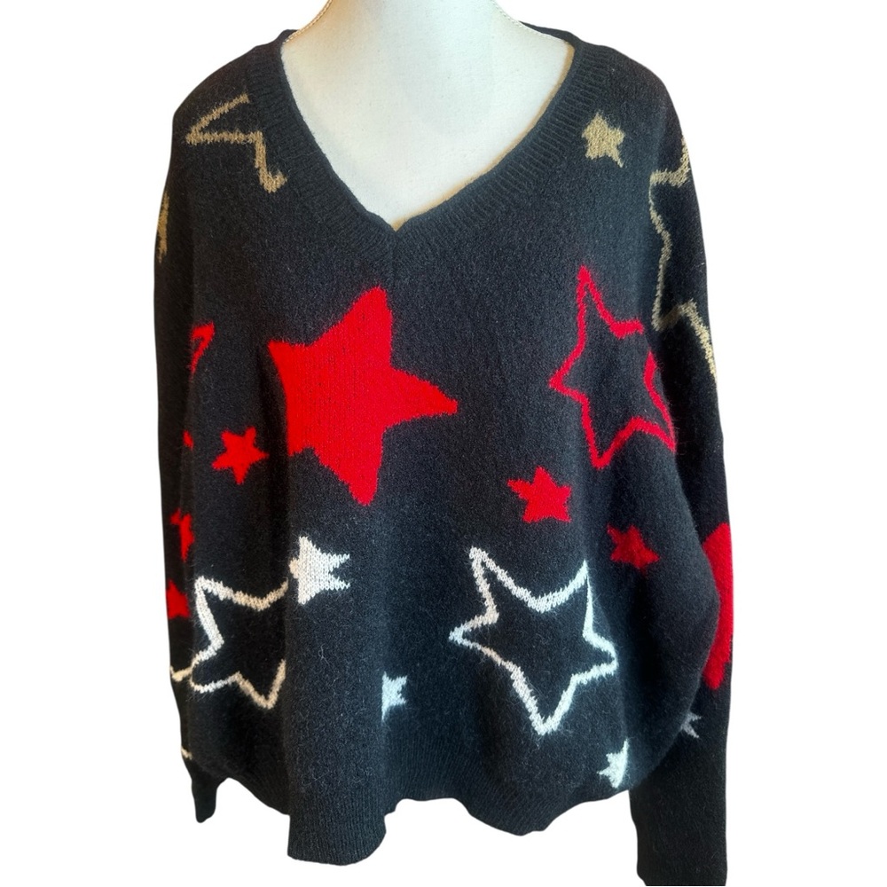 POL NWOT V-Neck Sweater with Red and White Stars - Picture 3 of 10